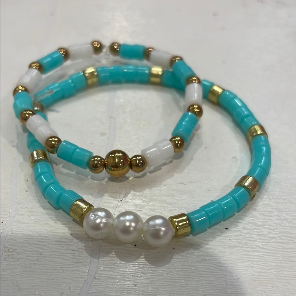 Elegant Gold and Turquoise Beaded Bracelet Set
